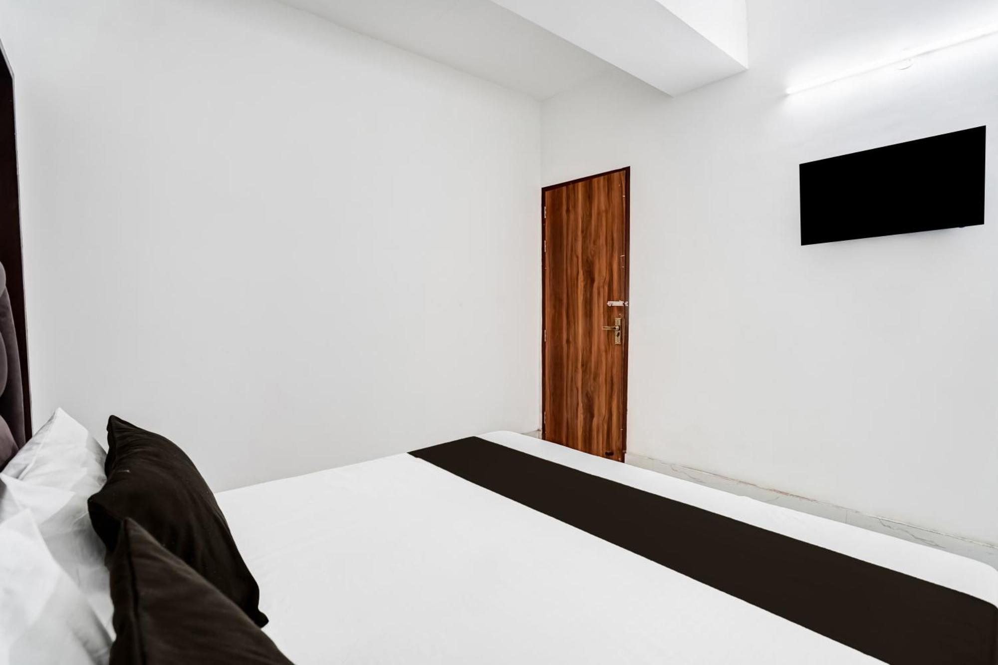 Super Hotel O Burari Nové Dillí Exteriér fotografie