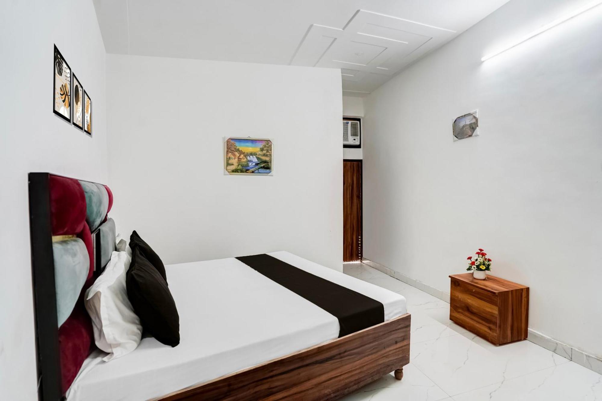 Super Hotel O Burari Nové Dillí Exteriér fotografie
